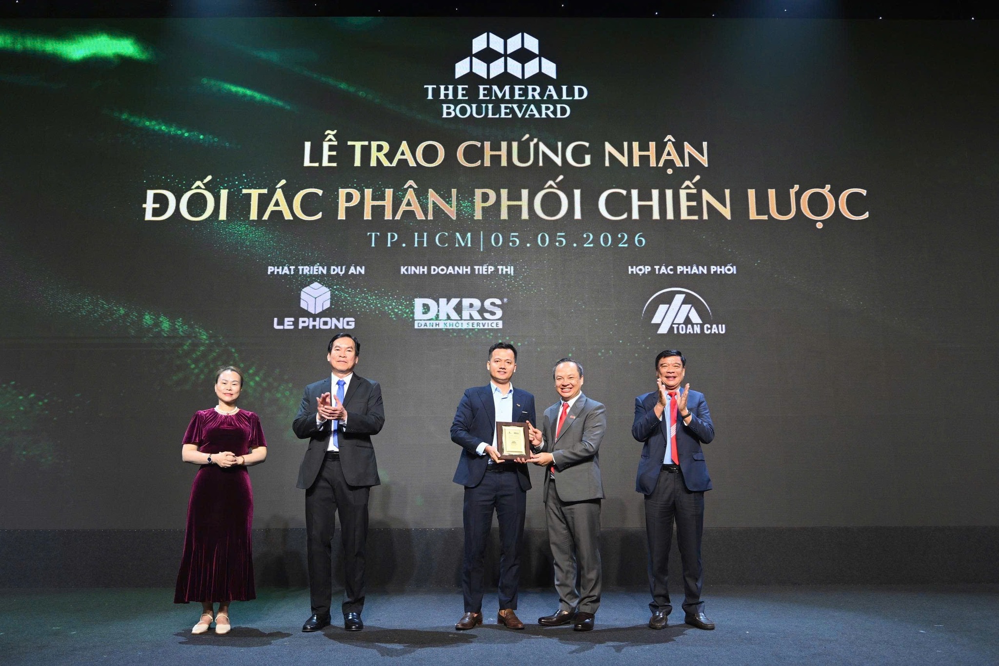 Toàn cầu Group - Đối tác phân phối chiến lược The Emerald Boulevard
